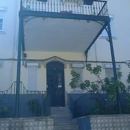 Beleza Da Graca - Traditional 1 Bedroom Apt In Historical Neighborhood